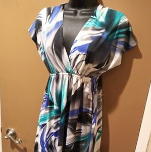 B2 Beautiful Summer Casual Dress Blue Gray Size Large